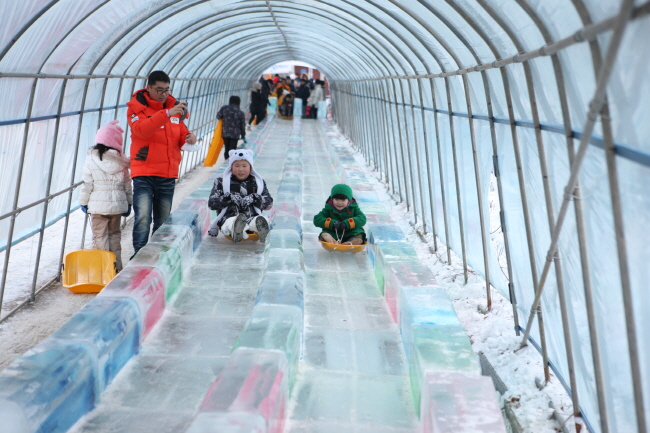 대둔산 논산 수락계곡 얼음축제에서 겨울에 반하다