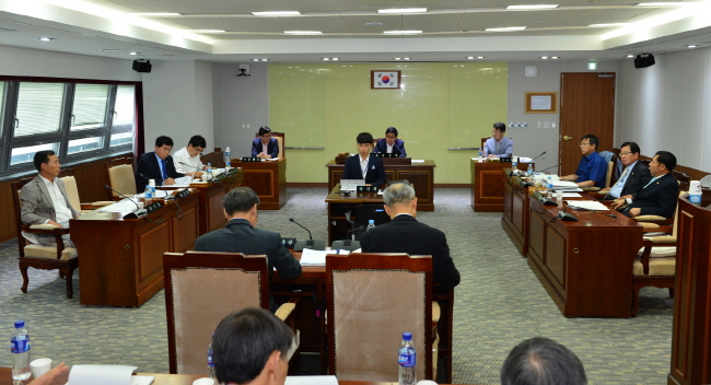 충남도의회 교육위, 조례안 제·개정 및 2014년 주요업무 추진상황 점검
